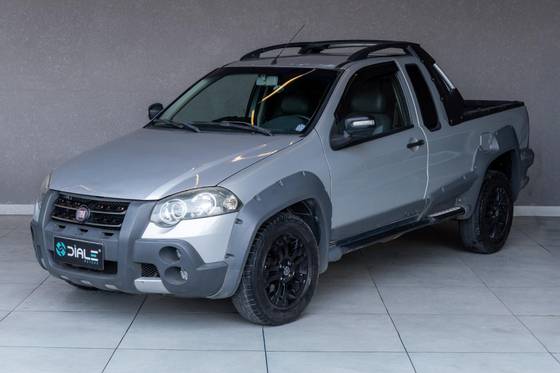FIAT STRADA 1.8 MPI ADVENTURE CE 8V FLEX 2P MANUAL FIAT STRADA 1.8 MPI ADVENTURE CE 8V FLEX 2P MANUAL
